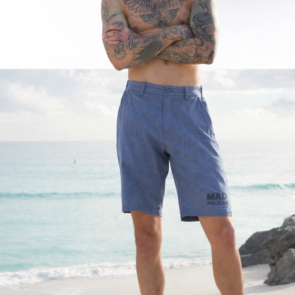 MAD PELICAN WALKING SHORTS IN BLUE